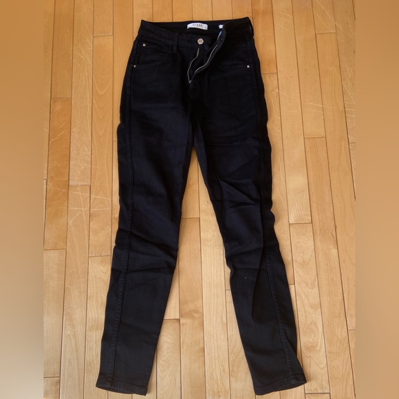 Guess super high-rise black Skinny Jeans - Picture 2 of 4